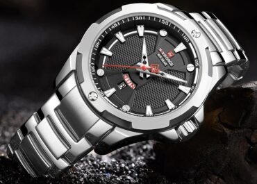NAVIFORCE Men’s Luminous Analog Steel Wristwatch